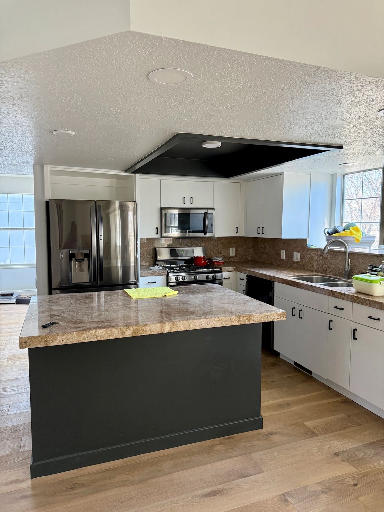Utah Kitchen Remodeling: How to Vet Contractors for Quality & Budget